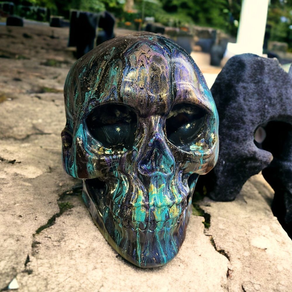 Hand-Painted One of A Kind Life Size Adult Human Skull - Picture 4 of 10